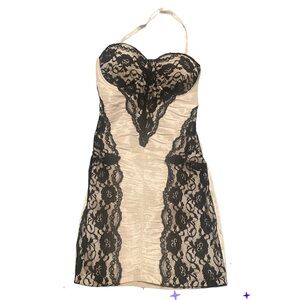Oh le Super sexy white lace dress Small